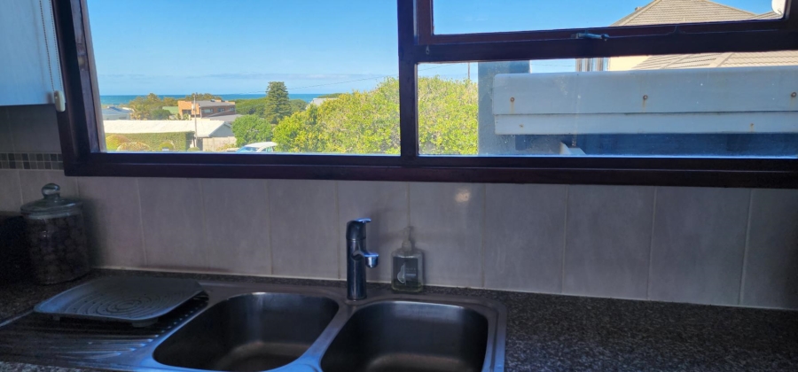 2 Bedroom Property for Sale in Kleinbaai Western Cape